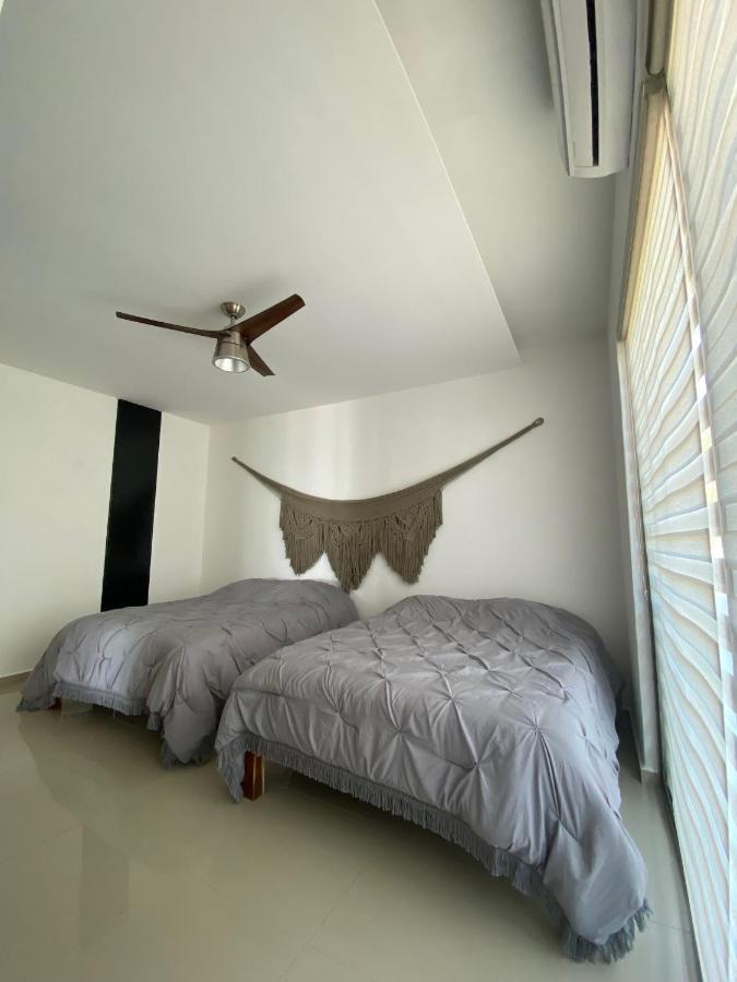 Angelina 28 Beachfront And Family Apartments - Modern And Relaxing Long Stays - 20 Min From Cancun Airport Puerto Morelos Esterno foto