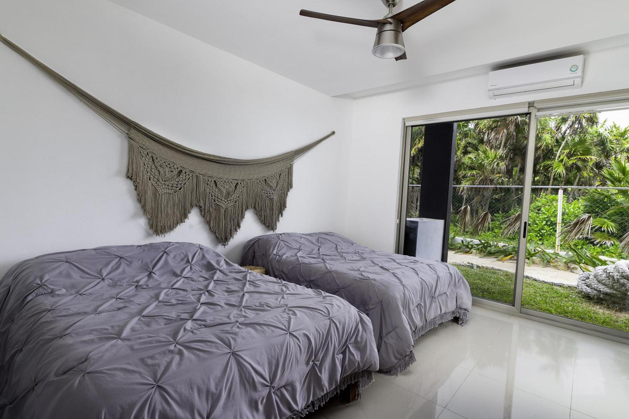 Angelina 28 Beachfront And Family Apartments - Modern And Relaxing Long Stays - 20 Min From Cancun Airport Puerto Morelos Esterno foto