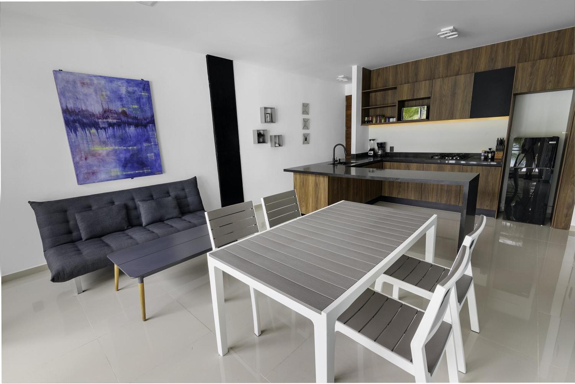 Angelina 28 Beachfront And Family Apartments - Modern And Relaxing Long Stays - 20 Min From Cancun Airport Puerto Morelos Esterno foto