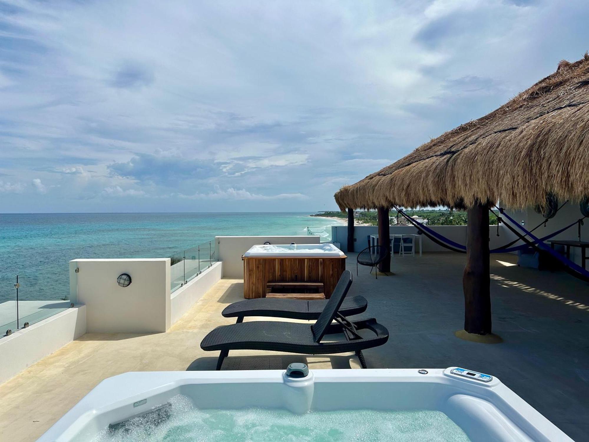 Angelina 28 Beachfront And Family Apartments - Modern And Relaxing Long Stays - 20 Min From Cancun Airport Puerto Morelos Esterno foto