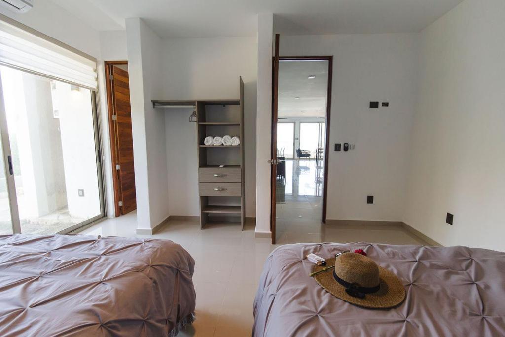 Angelina 28 Beachfront And Family Apartments - Modern And Relaxing Long Stays - 20 Min From Cancun Airport Puerto Morelos Esterno foto